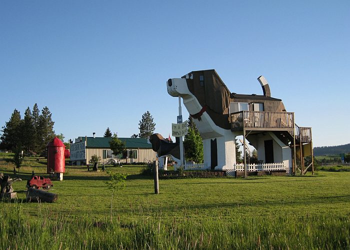 Dog Bark Park Inn